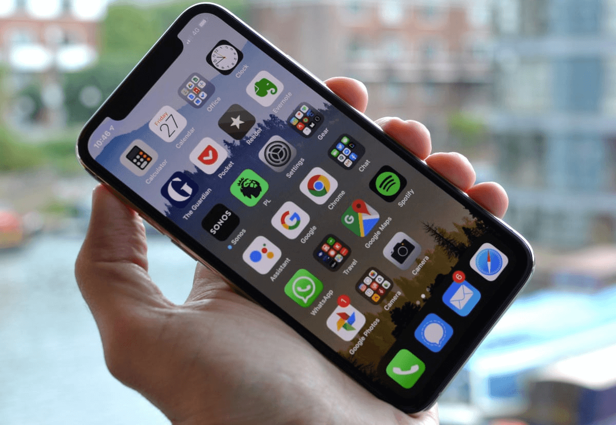 Thay, &Eacute;p Mặt K&iacute;nh iPhone 11 Pro