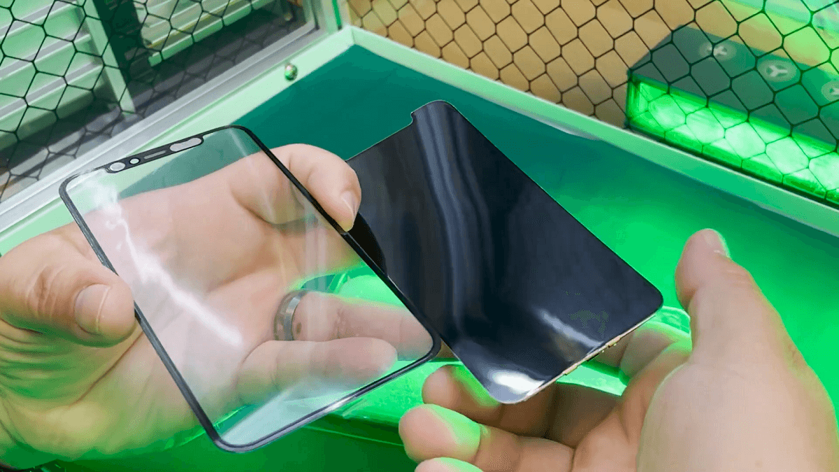 Thay, &Eacute;p Mặt K&iacute;nh iPhone 11 Pro